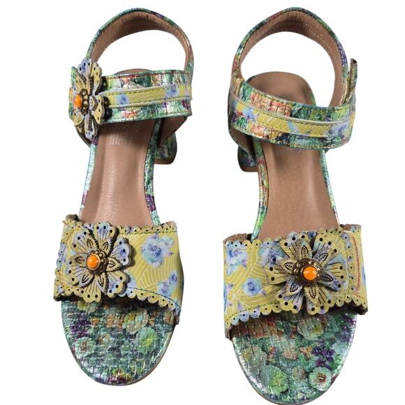 L'Artiste Blue Yellow Green Floral Block Heel Strappy Sandals NEW 39 US 8 1/2 - Picture 2 of 4